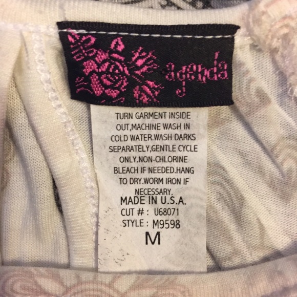 AGENDA Paisley Crinkle Print Flutter Sleeve Tee - Picture 6 of 6